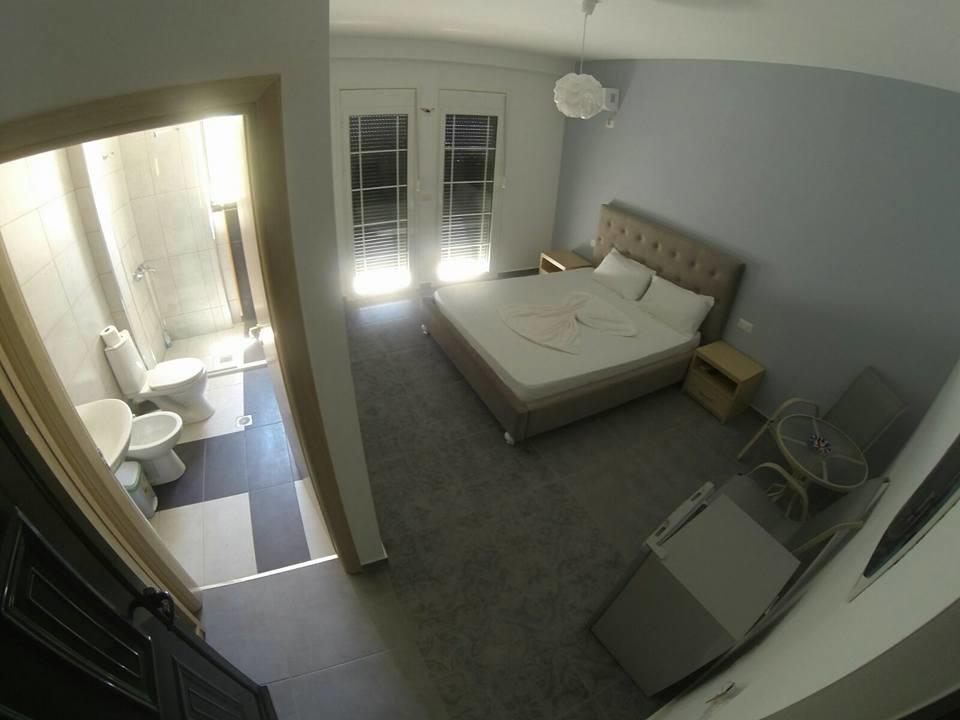 Guest House Solive Himarë Eksteriør billede